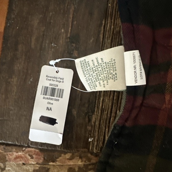 L.L.Bean Dog Plaid Multi Reversible Field Coat for Dogs Small NWT - Picture 3 of 6